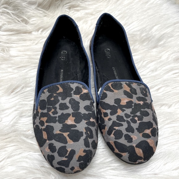 Gap Gray and Black Leopard Slip-On Flats with Blue Trim Sz 6 (37) - Picture 10 of 11
